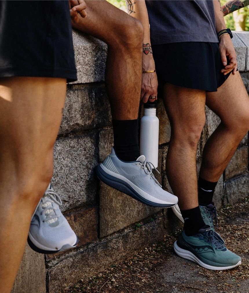 Shoes Triumph 23 Wide Men