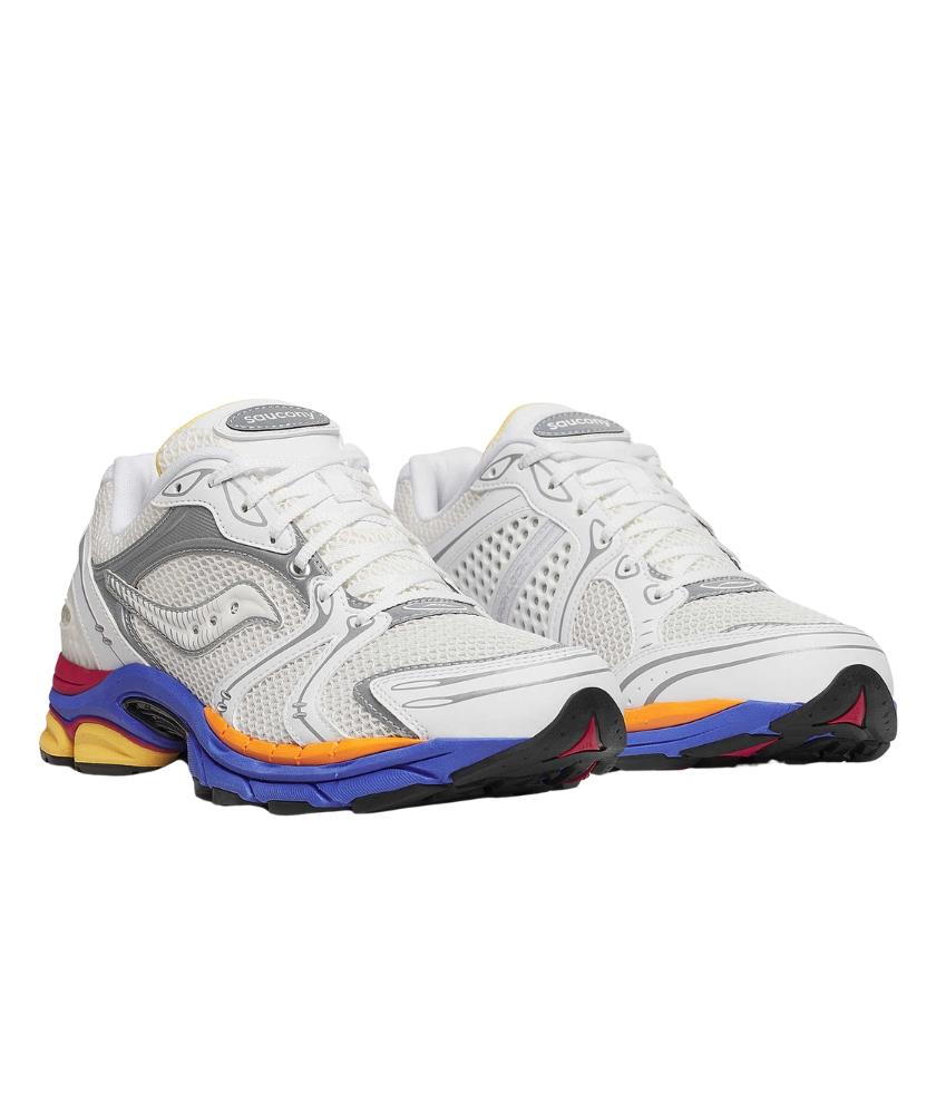 Shoes Progrid Triumph 4